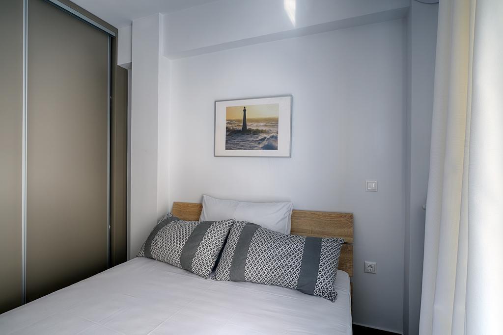 Heliconia Deluxe Apt Must Apartment Солун Екстериор снимка