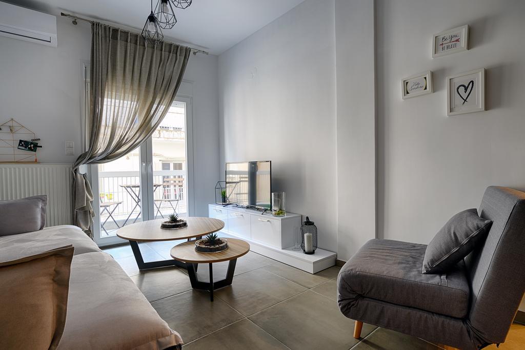 Heliconia Deluxe Apt Must Apartment Солун Екстериор снимка