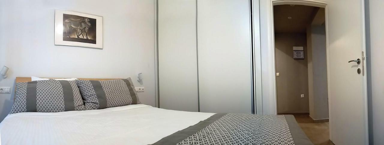 Heliconia Deluxe Apt Must Apartment Солун Екстериор снимка