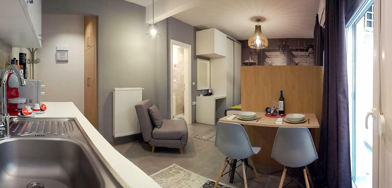 Heliconia Deluxe Apt Must Apartment Солун Екстериор снимка