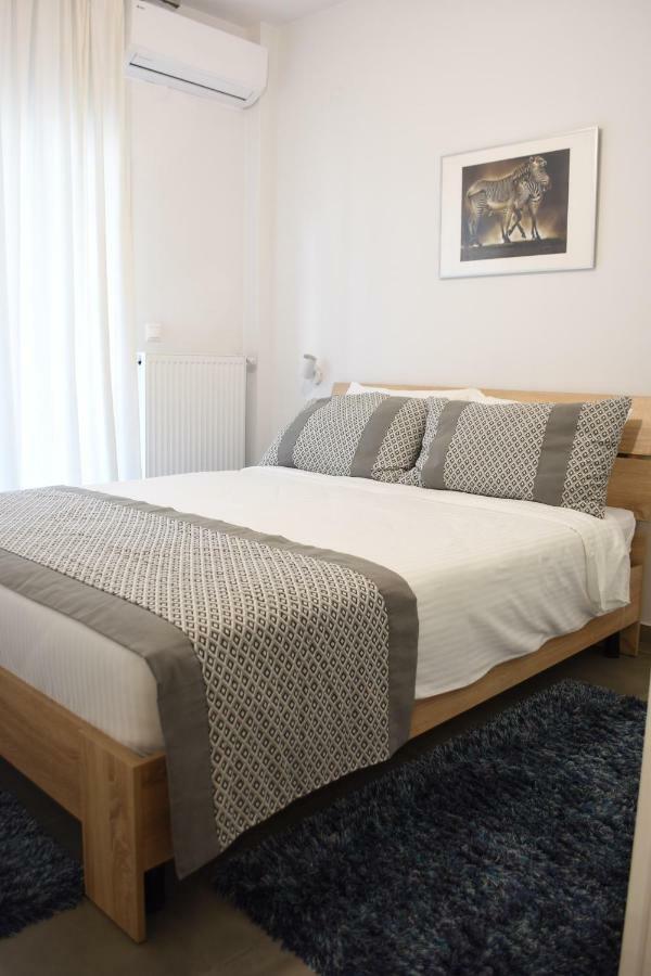 Heliconia Deluxe Apt Must Apartment Солун Екстериор снимка